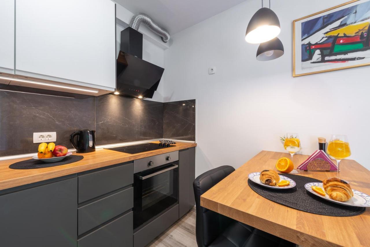 Studio Libar, Apartment